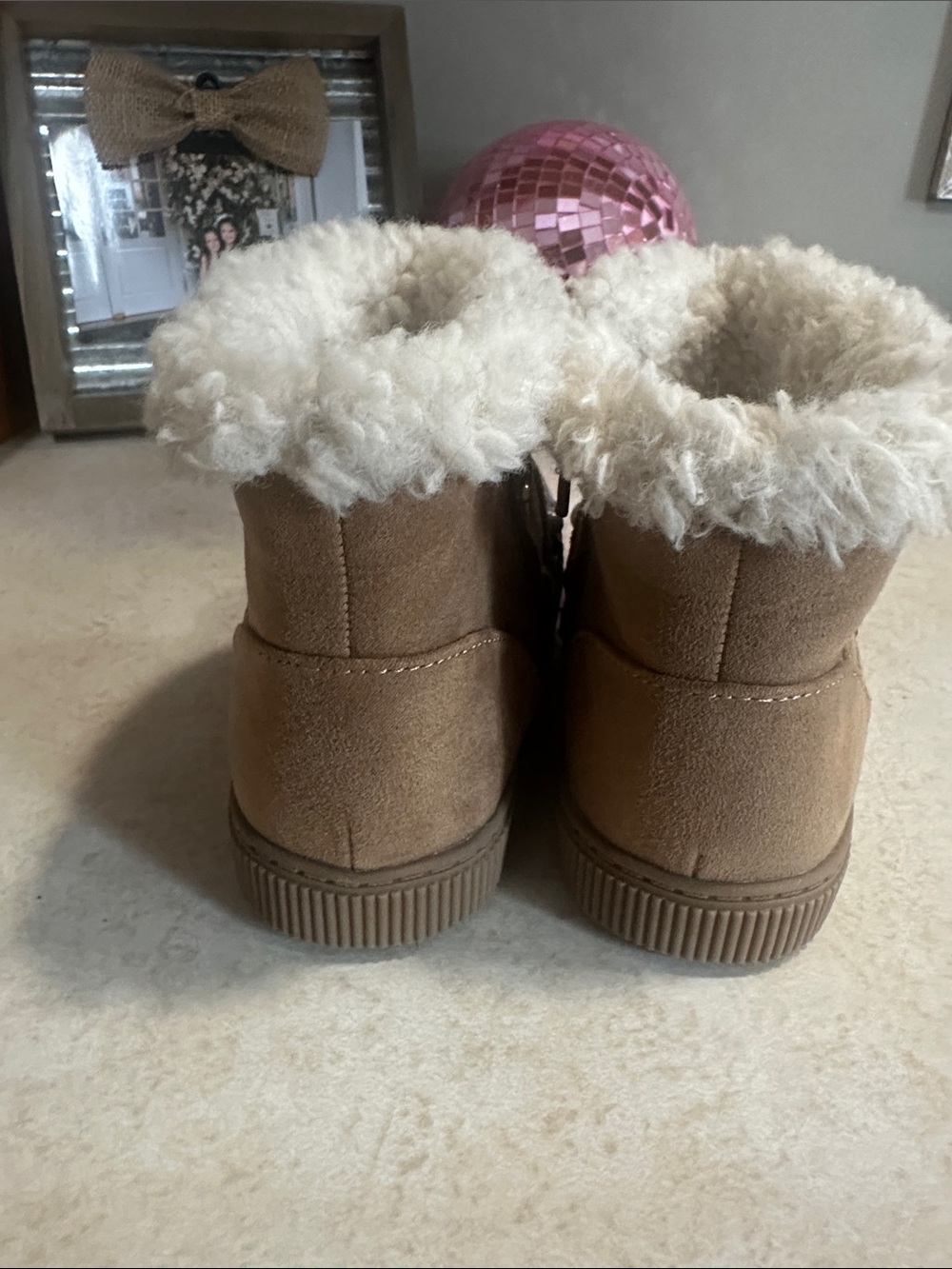 EUC CAT & JACK Girls 11 boots - Picture 2 of 5
